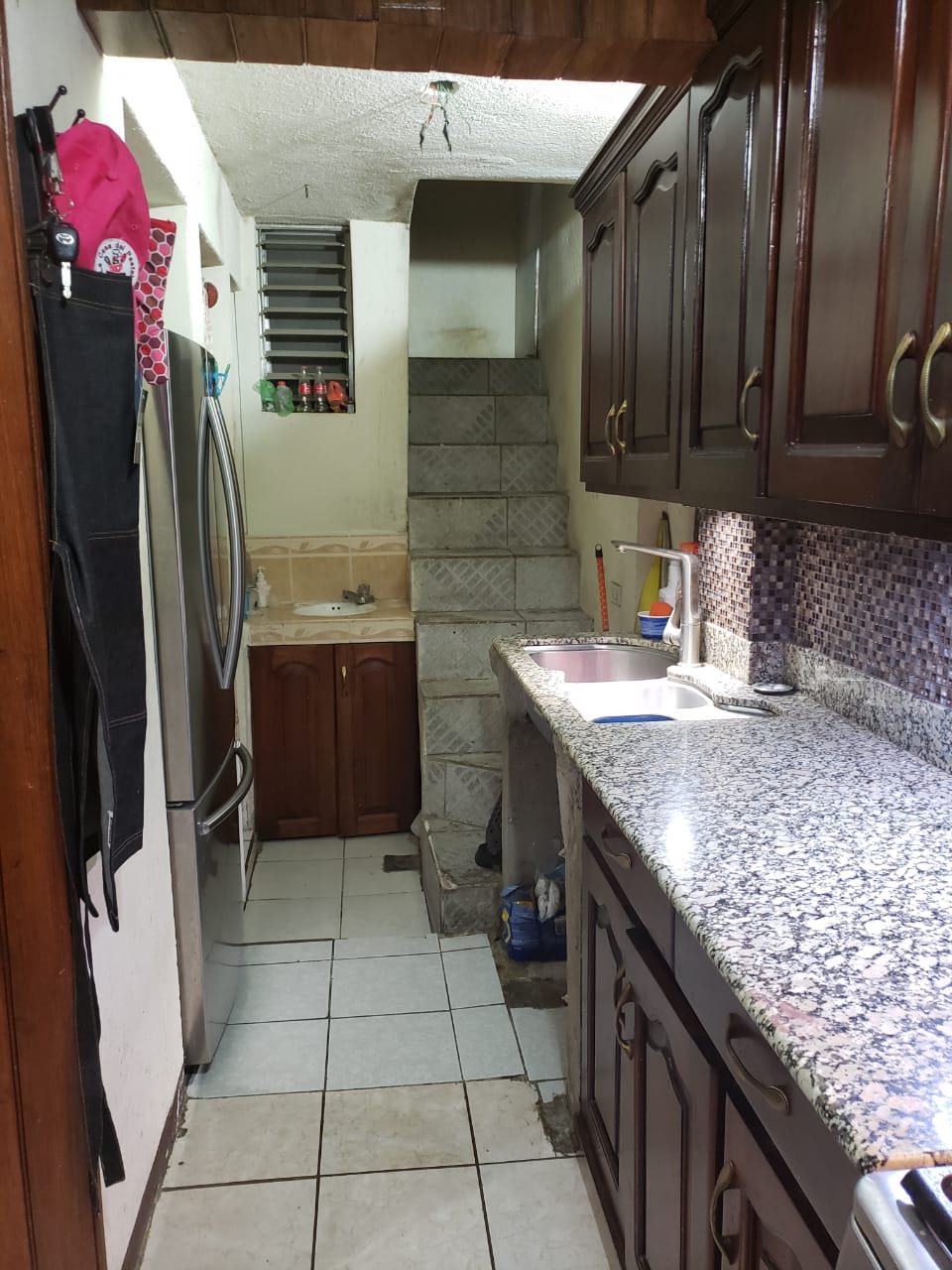 Venta de Casa o Casas, Terrenos, Propiedades, Apartamentos, Inmuebles en Guatemala, zona 11, zona 7, zona 2, zona 18, zona 16, Mixco, Carretera Al Salvador, Fraijanes, Santa Catarina Pinula, Antigua Guatemala, Villa Nueva, Villa Canales, San Miguel Petapa - Venta o Alquiler de Casas En Guatemala