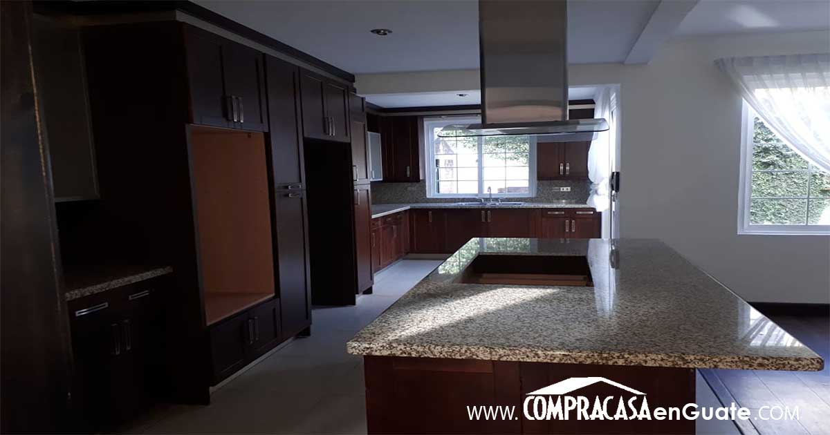 Venta de Casa o Casas, Terrenos, Propiedades, Apartamentos, Inmuebles en Guatemala, zona 11, zona 7, zona 2, zona 18, zona 16, Mixco, Carretera Al Salvador, Fraijanes, Santa Catarina Pinula, Antigua Guatemala, Villa Nueva, Villa Canales, San Miguel Petapa - Venta o Alquiler de Casas En Guatemala