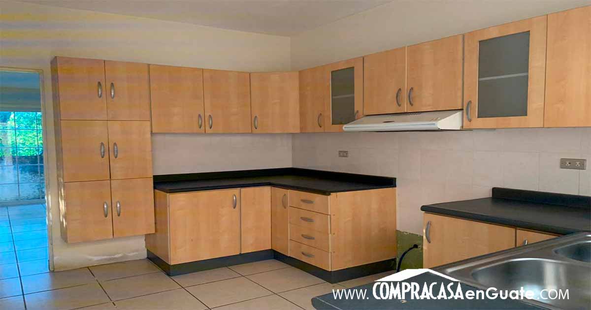 Venta de Casa o Casas, Terrenos, Propiedades, Apartamentos, Inmuebles en Guatemala, zona 11, zona 7, zona 2, zona 18, zona 16, Mixco, Carretera Al Salvador, Fraijanes, Santa Catarina Pinula, Antigua Guatemala, Villa Nueva, Villa Canales, San Miguel Petapa - Venta o Alquiler de Casas En Guatemala