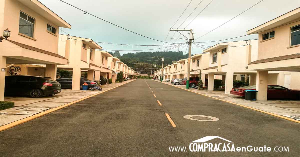 Venta de Casa o Casas, Terrenos, Propiedades, Apartamentos, Inmuebles en Guatemala, zona 11, zona 7, zona 2, zona 18, zona 16, Mixco, Carretera Al Salvador, Fraijanes, Santa Catarina Pinula, Antigua Guatemala, Villa Nueva, Villa Canales, San Miguel Petapa - Venta o Alquiler de Casas En Guatemala