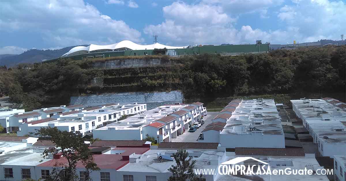 Venta de Casa o Casas, Terrenos, Propiedades, Apartamentos, Inmuebles en Guatemala, zona 11, zona 7, zona 2, zona 18, zona 16, Mixco, Carretera Al Salvador, Fraijanes, Santa Catarina Pinula, Antigua Guatemala, Villa Nueva, Villa Canales, San Miguel Petapa - Venta o Alquiler de Casas En Guatemala