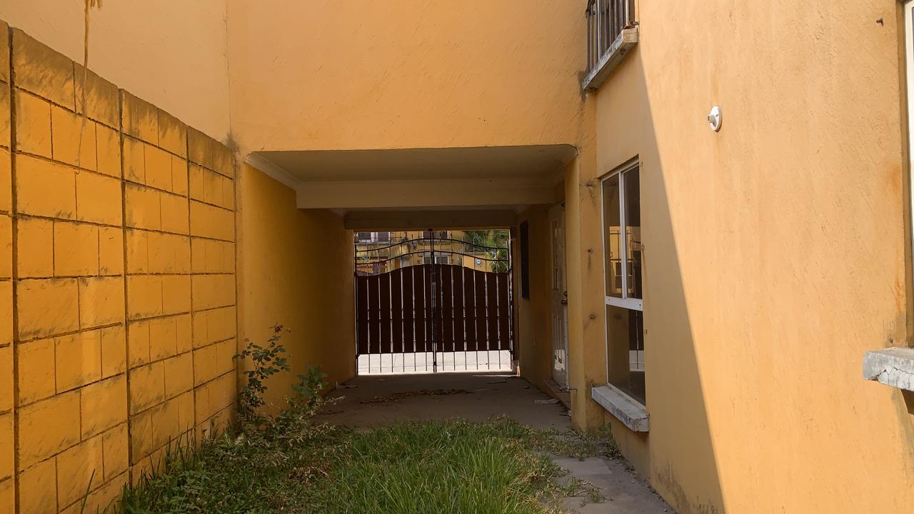 Venta de Casa o Casas, Terrenos, Propiedades, Apartamentos, Inmuebles en Guatemala, zona 11, zona 7, zona 2, zona 18, zona 16, Mixco, Carretera Al Salvador, Fraijanes, Santa Catarina Pinula, Antigua Guatemala, Villa Nueva, Villa Canales, San Miguel Petapa - Venta o Alquiler de Casas En Guatemala