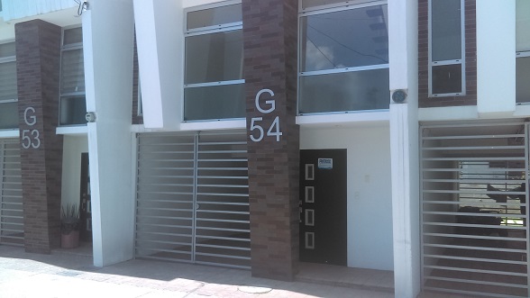 Venta de Casa o Casas, Terrenos, Propiedades, Apartamentos, Inmuebles en Guatemala, zona 11, zona 7, zona 2, zona 18, zona 16, Mixco, Carretera Al Salvador, Fraijanes, Santa Catarina Pinula, Antigua Guatemala, Villa Nueva, Villa Canales, San Miguel Petapa - Venta o Alquiler de Casas En Guatemala