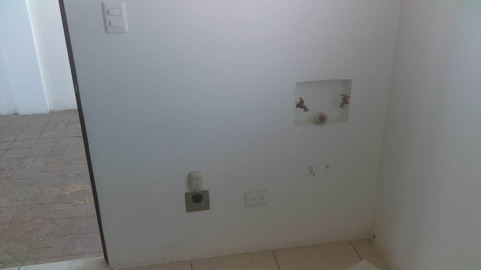 Venta de Casa o Casas, Terrenos, Propiedades, Apartamentos, Inmuebles en Guatemala, zona 11, zona 7, zona 2, zona 18, zona 16, Mixco, Carretera Al Salvador, Fraijanes, Santa Catarina Pinula, Antigua Guatemala, Villa Nueva, Villa Canales, San Miguel Petapa - Venta o Alquiler de Casas En Guatemala