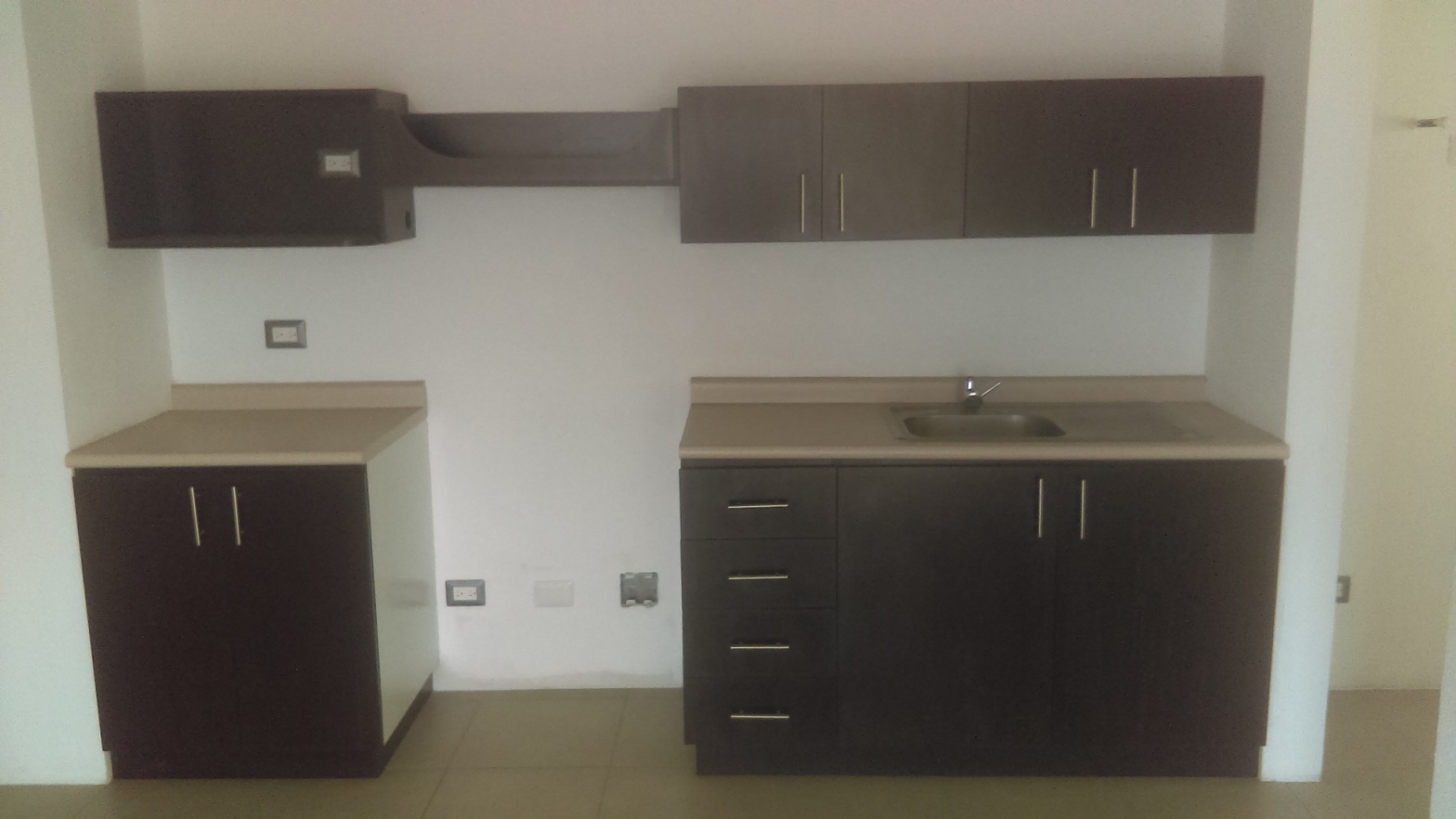 Venta de Casa o Casas, Terrenos, Propiedades, Apartamentos, Inmuebles en Guatemala, zona 11, zona 7, zona 2, zona 18, zona 16, Mixco, Carretera Al Salvador, Fraijanes, Santa Catarina Pinula, Antigua Guatemala, Villa Nueva, Villa Canales, San Miguel Petapa - Venta o Alquiler de Casas En Guatemala
