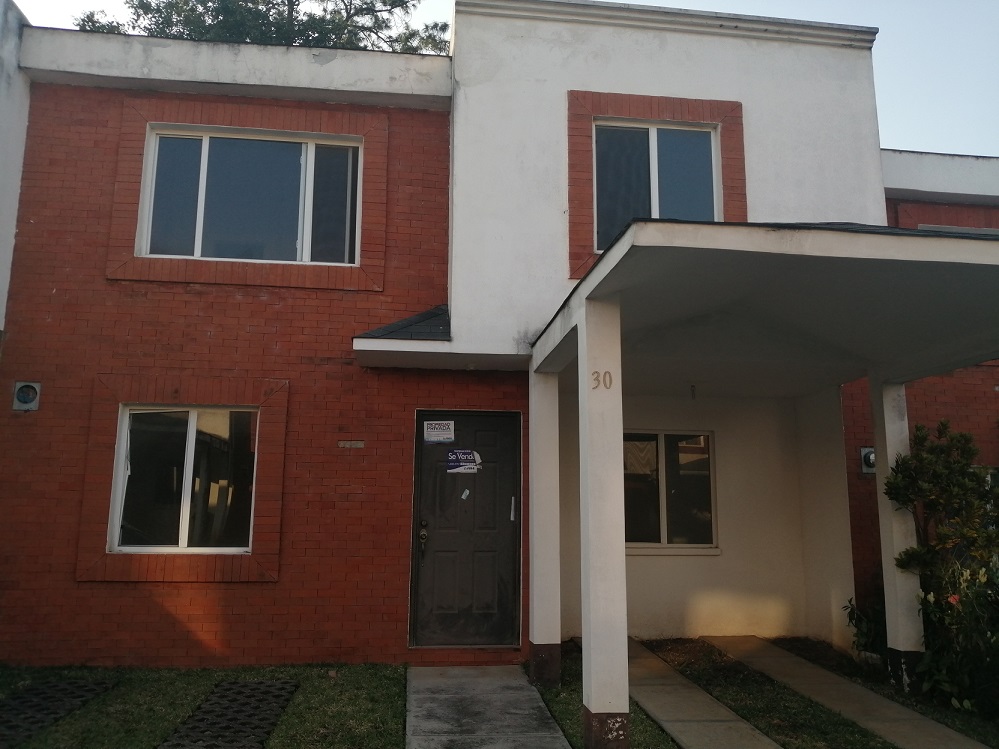 Venta de Casa o Casas, Terrenos, Propiedades, Apartamentos, Inmuebles en Guatemala, zona 11, zona 7, zona 2, zona 18, zona 16, Mixco, Carretera Al Salvador, Fraijanes, Santa Catarina Pinula, Antigua Guatemala, Villa Nueva, Villa Canales, San Miguel Petapa - Venta o Alquiler de Casas En Guatemala