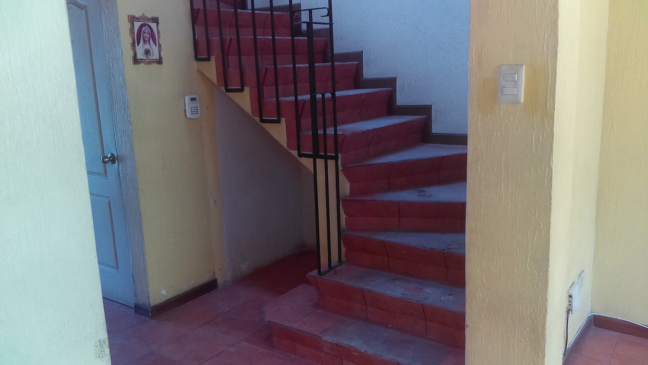 Venta de Casa o Casas, Terrenos, Propiedades, Apartamentos, Inmuebles en Guatemala, zona 11, zona 7, zona 2, zona 18, zona 16, Mixco, Carretera Al Salvador, Fraijanes, Santa Catarina Pinula, Antigua Guatemala, Villa Nueva, Villa Canales, San Miguel Petapa - Venta o Alquiler de Casas En Guatemala