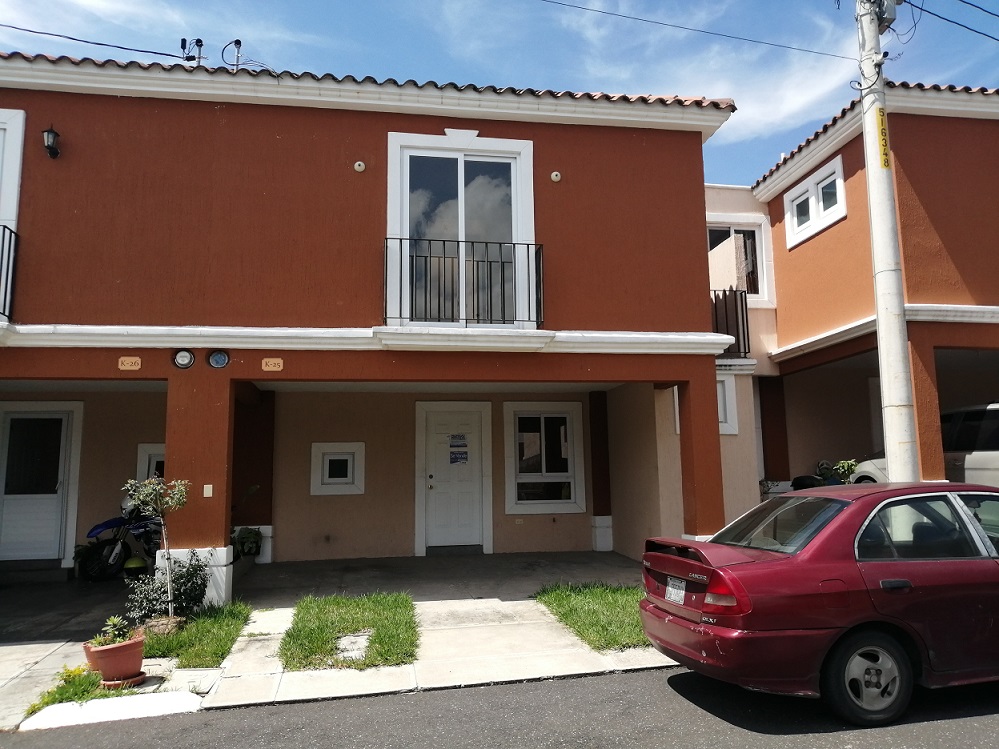 Venta de Casa o Casas, Terrenos, Propiedades, Apartamentos, Inmuebles en Guatemala, zona 11, zona 7, zona 2, zona 18, zona 16, Mixco, Carretera Al Salvador, Fraijanes, Santa Catarina Pinula, Antigua Guatemala, Villa Nueva, Villa Canales, San Miguel Petapa - Venta o Alquiler de Casas En Guatemala