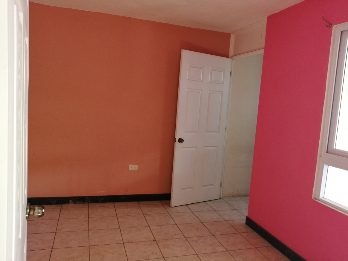 Venta de Casa o Casas, Terrenos, Propiedades, Apartamentos, Inmuebles en Guatemala, zona 11, zona 7, zona 2, zona 18, zona 16, Mixco, Carretera Al Salvador, Fraijanes, Santa Catarina Pinula, Antigua Guatemala, Villa Nueva, Villa Canales, San Miguel Petapa - Venta o Alquiler de Casas En Guatemala