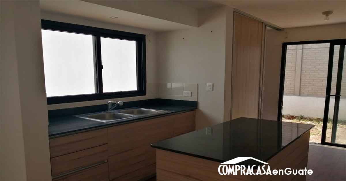 Venta de Casa o Casas, Terrenos, Propiedades, Apartamentos, Inmuebles en Guatemala, zona 11, zona 7, zona 2, zona 18, zona 16, Mixco, Carretera Al Salvador, Fraijanes, Santa Catarina Pinula, Antigua Guatemala, Villa Nueva, Villa Canales, San Miguel Petapa - Venta o Alquiler de Casas En Guatemala