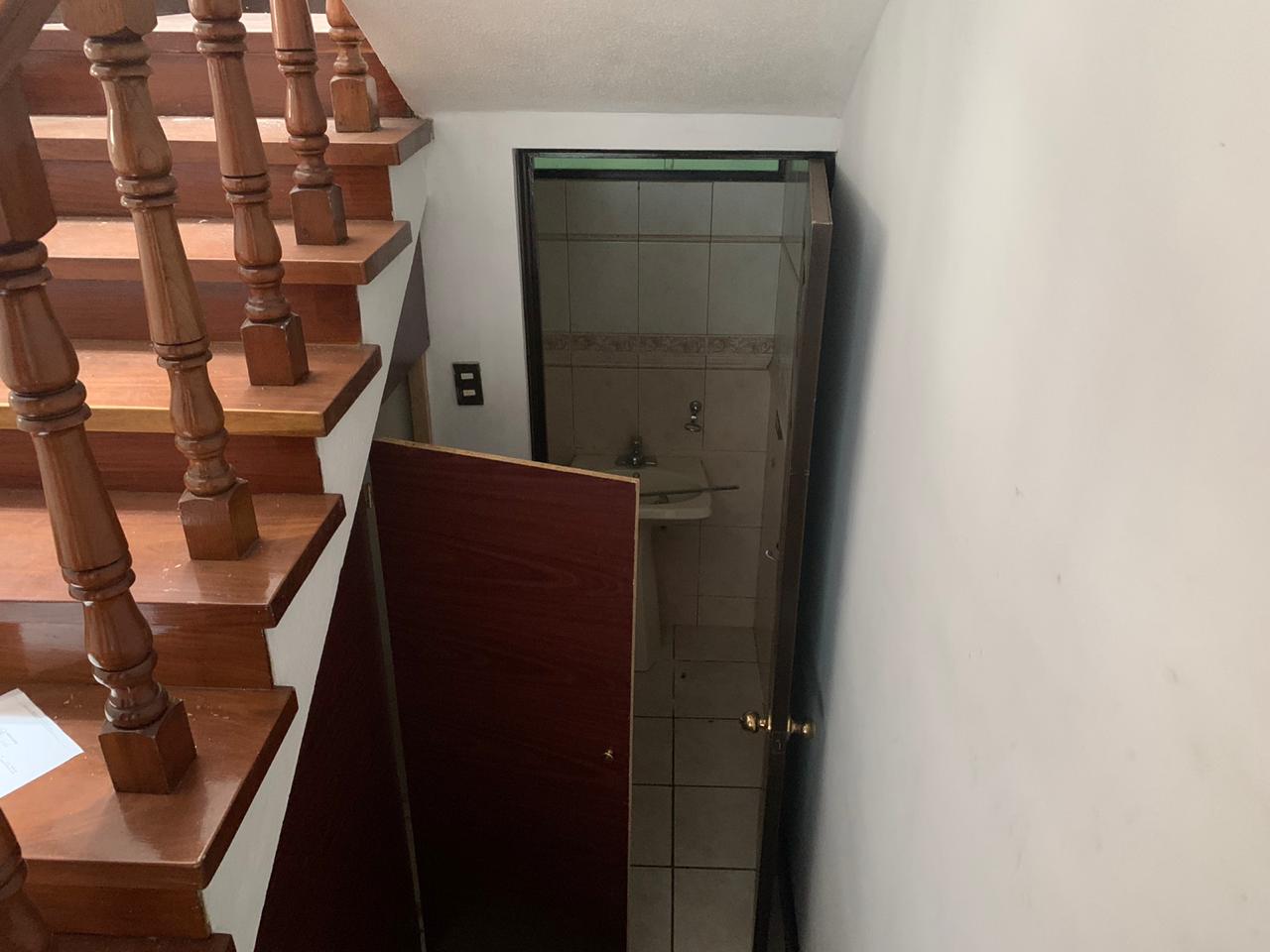 Venta de Casa o Casas, Terrenos, Propiedades, Apartamentos, Inmuebles en Guatemala, zona 11, zona 7, zona 2, zona 18, zona 16, Mixco, Carretera Al Salvador, Fraijanes, Santa Catarina Pinula, Antigua Guatemala, Villa Nueva, Villa Canales, San Miguel Petapa - Venta o Alquiler de Casas En Guatemala