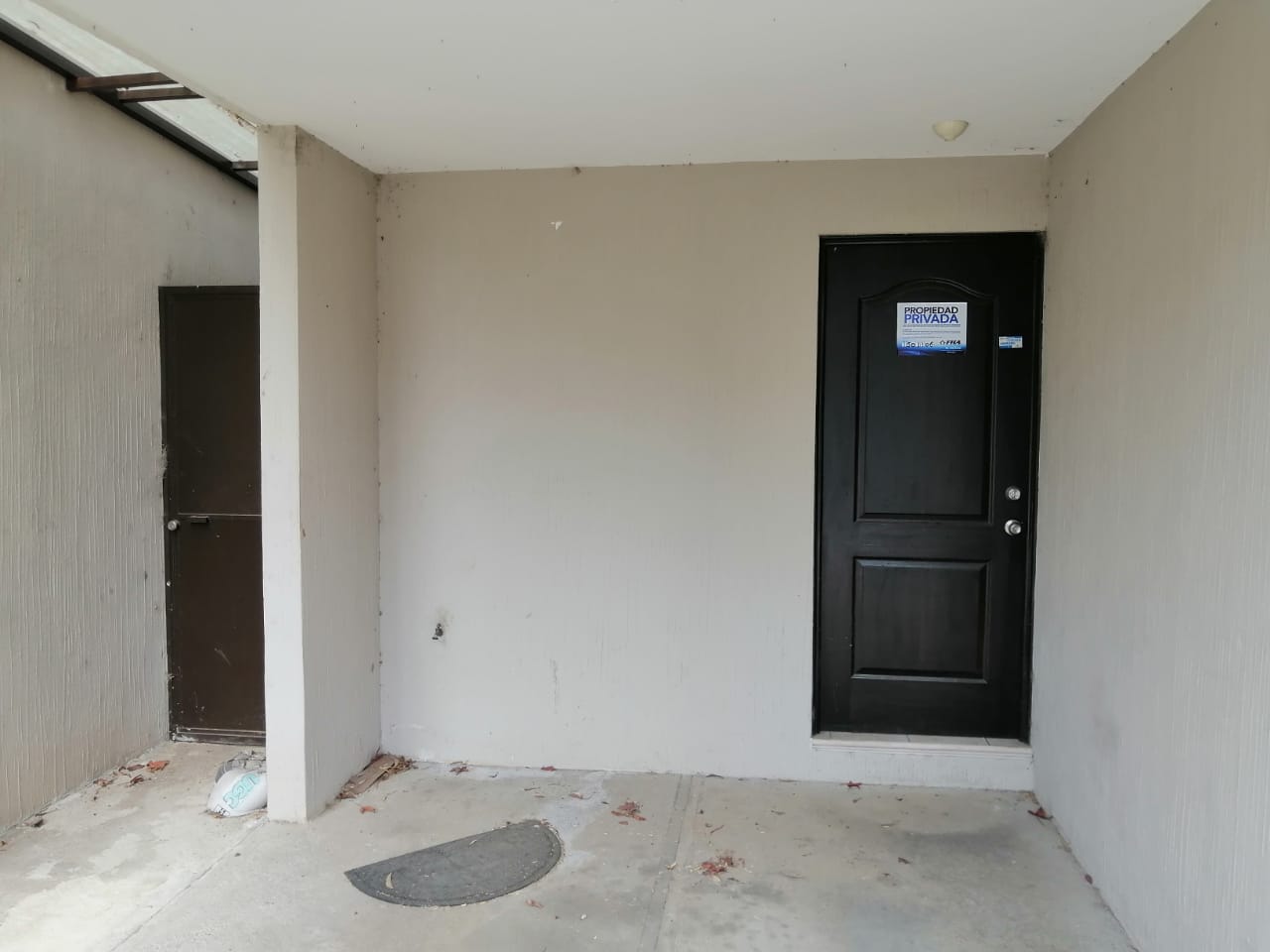 Venta de Casa o Casas, Terrenos, Propiedades, Apartamentos, Inmuebles en Guatemala, zona 11, zona 7, zona 2, zona 18, zona 16, Mixco, Carretera Al Salvador, Fraijanes, Santa Catarina Pinula, Antigua Guatemala, Villa Nueva, Villa Canales, San Miguel Petapa - Venta o Alquiler de Casas En Guatemala