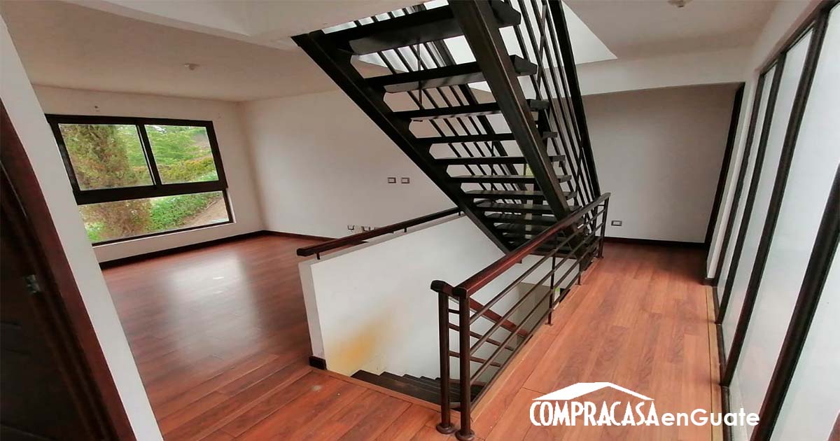 Venta de Casa o Casas, Terrenos, Propiedades, Apartamentos, Inmuebles en Guatemala, zona 11, zona 7, zona 2, zona 18, zona 16, Mixco, Carretera Al Salvador, Fraijanes, Santa Catarina Pinula, Antigua Guatemala, Villa Nueva, Villa Canales, San Miguel Petapa - Venta o Alquiler de Casas En Guatemala