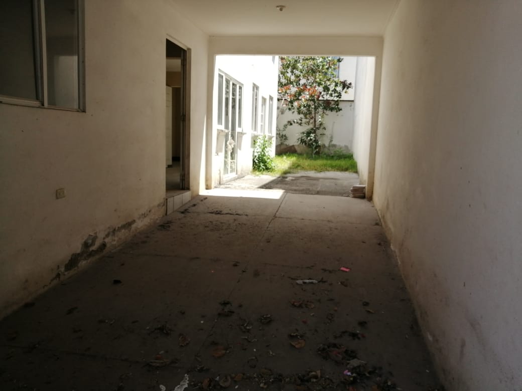 Venta de Casa o Casas, Terrenos, Propiedades, Apartamentos, Inmuebles en Guatemala, zona 11, zona 7, zona 2, zona 18, zona 16, Mixco, Carretera Al Salvador, Fraijanes, Santa Catarina Pinula, Antigua Guatemala, Villa Nueva, Villa Canales, San Miguel Petapa - Venta o Alquiler de Casas En Guatemala