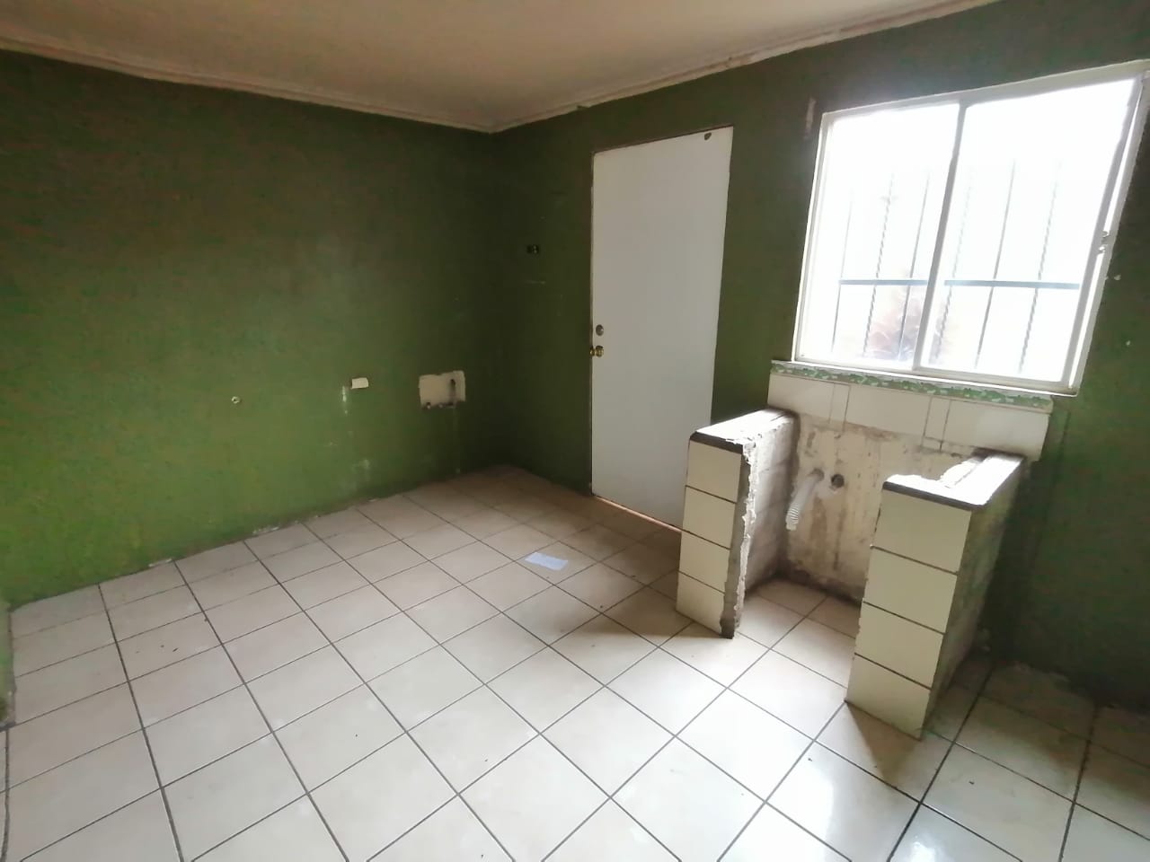 Venta de Casa o Casas, Terrenos, Propiedades, Apartamentos, Inmuebles en Guatemala, zona 11, zona 7, zona 2, zona 18, zona 16, Mixco, Carretera Al Salvador, Fraijanes, Santa Catarina Pinula, Antigua Guatemala, Villa Nueva, Villa Canales, San Miguel Petapa - Venta o Alquiler de Casas En Guatemala