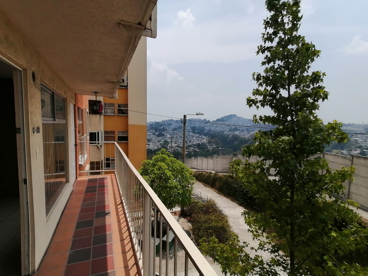 Venta de Casa o Casas, Terrenos, Propiedades, Apartamentos, Inmuebles en Guatemala, zona 11, zona 7, zona 2, zona 18, zona 16, Mixco, Carretera Al Salvador, Fraijanes, Santa Catarina Pinula, Antigua Guatemala, Villa Nueva, Villa Canales, San Miguel Petapa - Venta o Alquiler de Casas En Guatemala