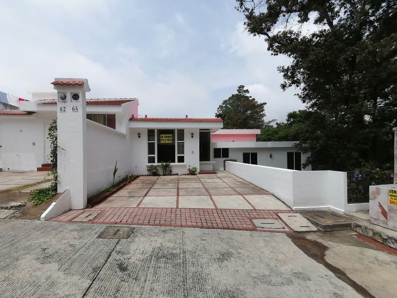 Venta de Casa o Casas, Terrenos, Propiedades, Apartamentos, Inmuebles en Guatemala, zona 11, zona 7, zona 2, zona 18, zona 16, Mixco, Carretera Al Salvador, Fraijanes, Santa Catarina Pinula, Antigua Guatemala, Villa Nueva, Villa Canales, San Miguel Petapa - Venta o Alquiler de Casas En Guatemala