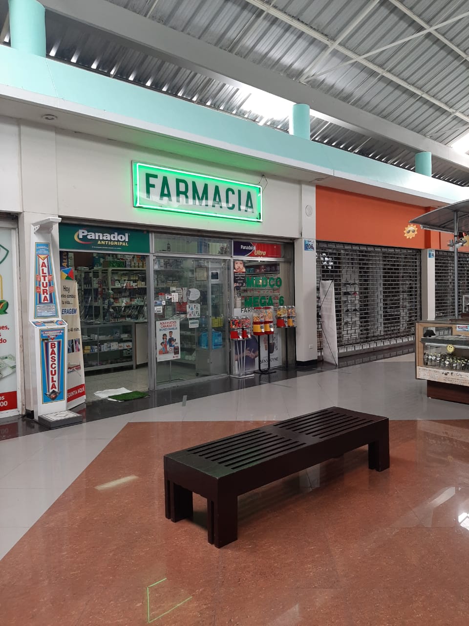 Venta de Casa o Casas, Terrenos, Propiedades, Apartamentos, Inmuebles en Guatemala, zona 11, zona 7, zona 2, zona 18, zona 16, Mixco, Carretera Al Salvador, Fraijanes, Santa Catarina Pinula, Antigua Guatemala, Villa Nueva, Villa Canales, San Miguel Petapa - Venta o Alquiler de Casas En Guatemala