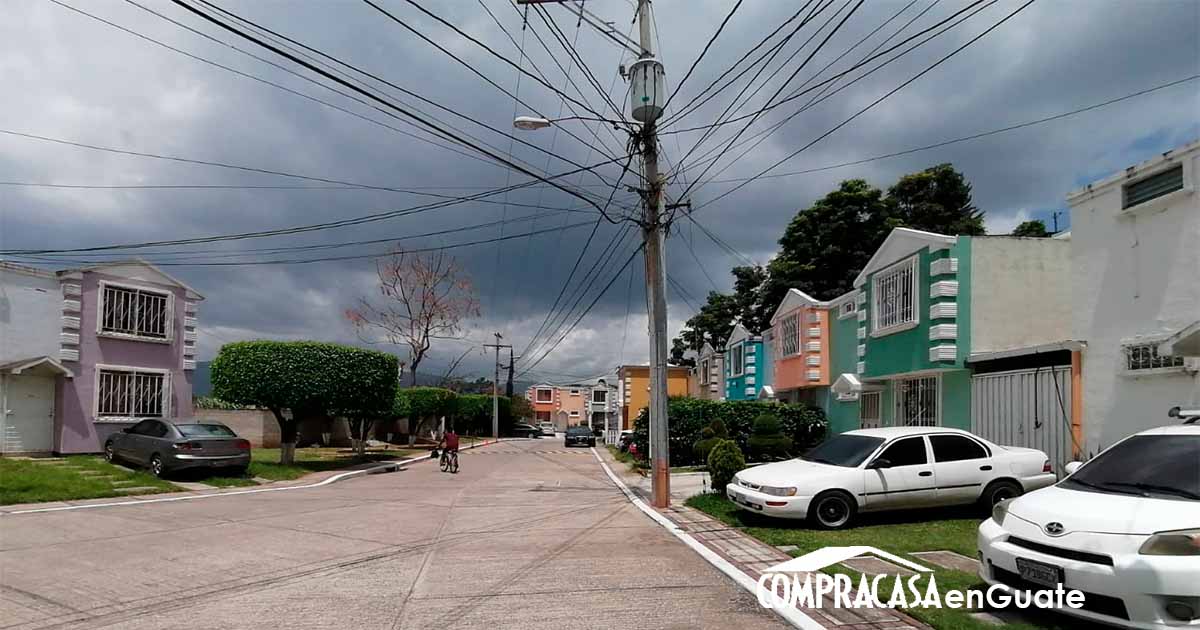 Venta de Casa o Casas, Terrenos, Propiedades, Apartamentos, Inmuebles en Guatemala, zona 11, zona 7, zona 2, zona 18, zona 16, Mixco, Carretera Al Salvador, Fraijanes, Santa Catarina Pinula, Antigua Guatemala, Villa Nueva, Villa Canales, San Miguel Petapa - Venta o Alquiler de Casas En Guatemala