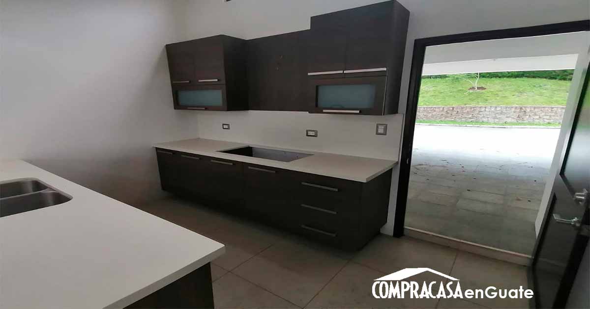 Venta de Casa o Casas, Terrenos, Propiedades, Apartamentos, Inmuebles en Guatemala, zona 11, zona 7, zona 2, zona 18, zona 16, Mixco, Carretera Al Salvador, Fraijanes, Santa Catarina Pinula, Antigua Guatemala, Villa Nueva, Villa Canales, San Miguel Petapa - Venta o Alquiler de Casas En Guatemala