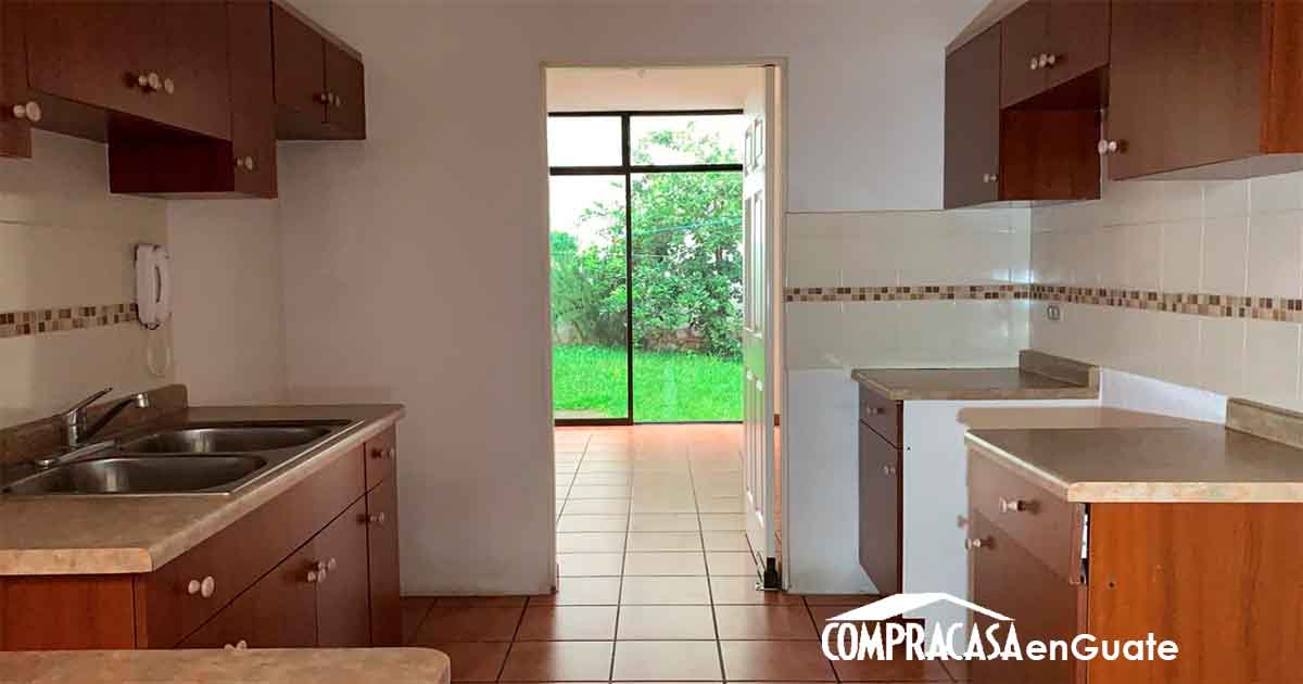 Venta de Casa o Casas, Terrenos, Propiedades, Apartamentos, Inmuebles en Guatemala, zona 11, zona 7, zona 2, zona 18, zona 16, Mixco, Carretera Al Salvador, Fraijanes, Santa Catarina Pinula, Antigua Guatemala, Villa Nueva, Villa Canales, San Miguel Petapa - Venta o Alquiler de Casas En Guatemala