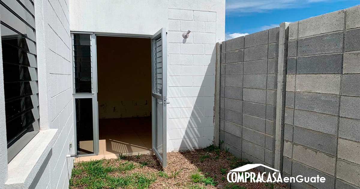 Venta de Casa o Casas, Terrenos, Propiedades, Apartamentos, Inmuebles en Guatemala, zona 11, zona 7, zona 2, zona 18, zona 16, Mixco, Carretera Al Salvador, Fraijanes, Santa Catarina Pinula, Antigua Guatemala, Villa Nueva, Villa Canales, San Miguel Petapa - Venta o Alquiler de Casas En Guatemala