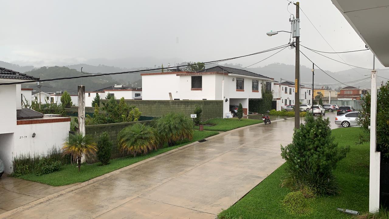 Venta de Casa o Casas, Terrenos, Propiedades, Apartamentos, Inmuebles en Guatemala, zona 11, zona 7, zona 2, zona 18, zona 16, Mixco, Carretera Al Salvador, Fraijanes, Santa Catarina Pinula, Antigua Guatemala, Villa Nueva, Villa Canales, San Miguel Petapa - Venta o Alquiler de Casas En Guatemala