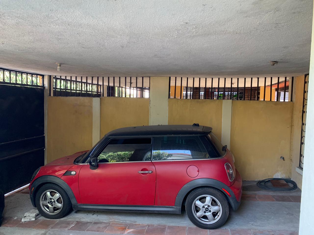 Venta de Casa o Casas, Terrenos, Propiedades, Apartamentos, Inmuebles en Guatemala, zona 11, zona 7, zona 2, zona 18, zona 16, Mixco, Carretera Al Salvador, Fraijanes, Santa Catarina Pinula, Antigua Guatemala, Villa Nueva, Villa Canales, San Miguel Petapa - Venta o Alquiler de Casas En Guatemala