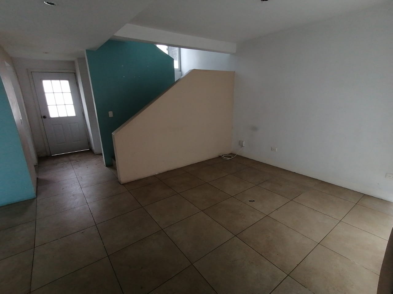 Venta de Casa o Casas, Terrenos, Propiedades, Apartamentos, Inmuebles en Guatemala, zona 11, zona 7, zona 2, zona 18, zona 16, Mixco, Carretera Al Salvador, Fraijanes, Santa Catarina Pinula, Antigua Guatemala, Villa Nueva, Villa Canales, San Miguel Petapa - Venta o Alquiler de Casas En Guatemala