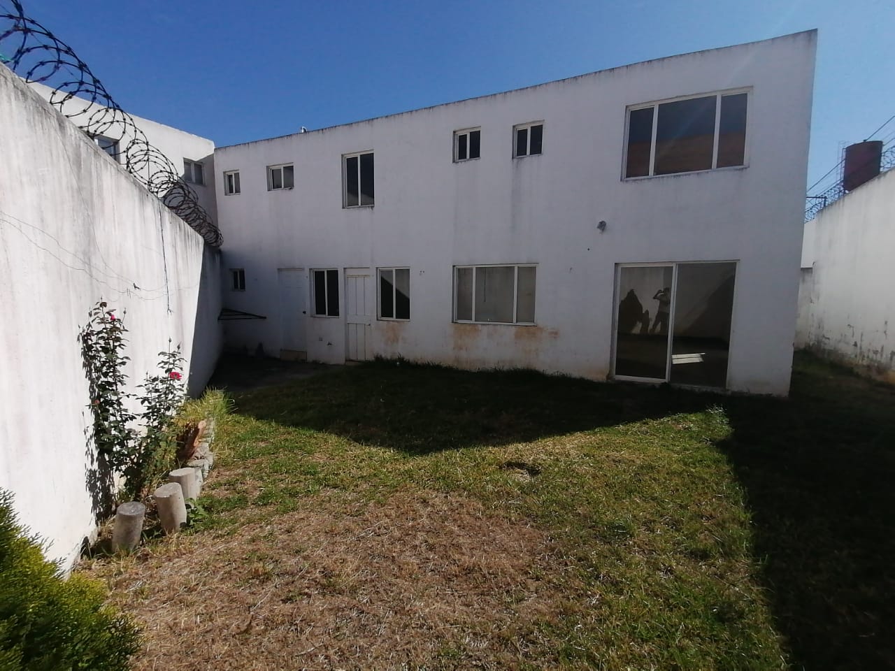 Venta de Casa o Casas, Terrenos, Propiedades, Apartamentos, Inmuebles en Guatemala, zona 11, zona 7, zona 2, zona 18, zona 16, Mixco, Carretera Al Salvador, Fraijanes, Santa Catarina Pinula, Antigua Guatemala, Villa Nueva, Villa Canales, San Miguel Petapa - Venta o Alquiler de Casas En Guatemala