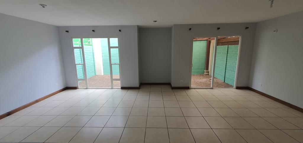 Venta de Casa o Casas, Terrenos, Propiedades, Apartamentos, Inmuebles en Guatemala, zona 11, zona 7, zona 2, zona 18, zona 16, Mixco, Carretera Al Salvador, Fraijanes, Santa Catarina Pinula, Antigua Guatemala, Villa Nueva, Villa Canales, San Miguel Petapa - Venta o Alquiler de Casas En Guatemala