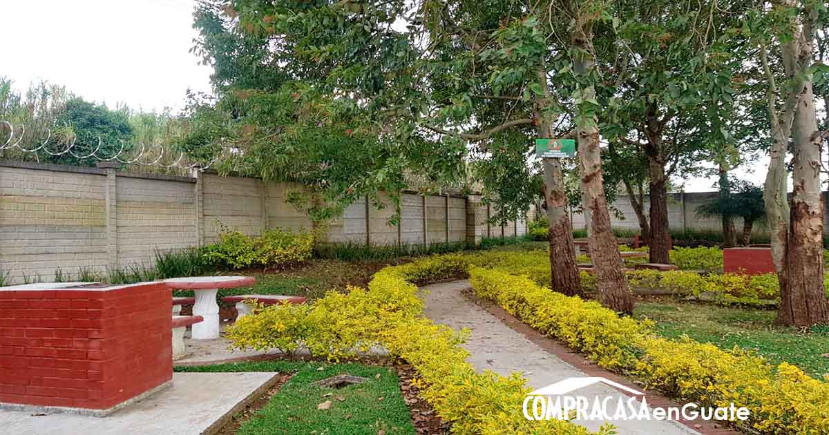 Venta de Casa o Casas, Terrenos, Propiedades, Apartamentos, Inmuebles en Guatemala, zona 11, zona 7, zona 2, zona 18, zona 16, Mixco, Carretera Al Salvador, Fraijanes, Santa Catarina Pinula, Antigua Guatemala, Villa Nueva, Villa Canales, San Miguel Petapa - Venta o Alquiler de Casas En Guatemala