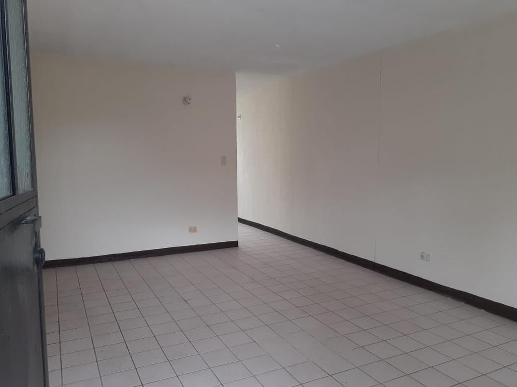 Venta de Casa o Casas, Terrenos, Propiedades, Apartamentos, Inmuebles en Guatemala, zona 11, zona 7, zona 2, zona 18, zona 16, Mixco, Carretera Al Salvador, Fraijanes, Santa Catarina Pinula, Antigua Guatemala, Villa Nueva, Villa Canales, San Miguel Petapa - Venta o Alquiler de Casas En Guatemala