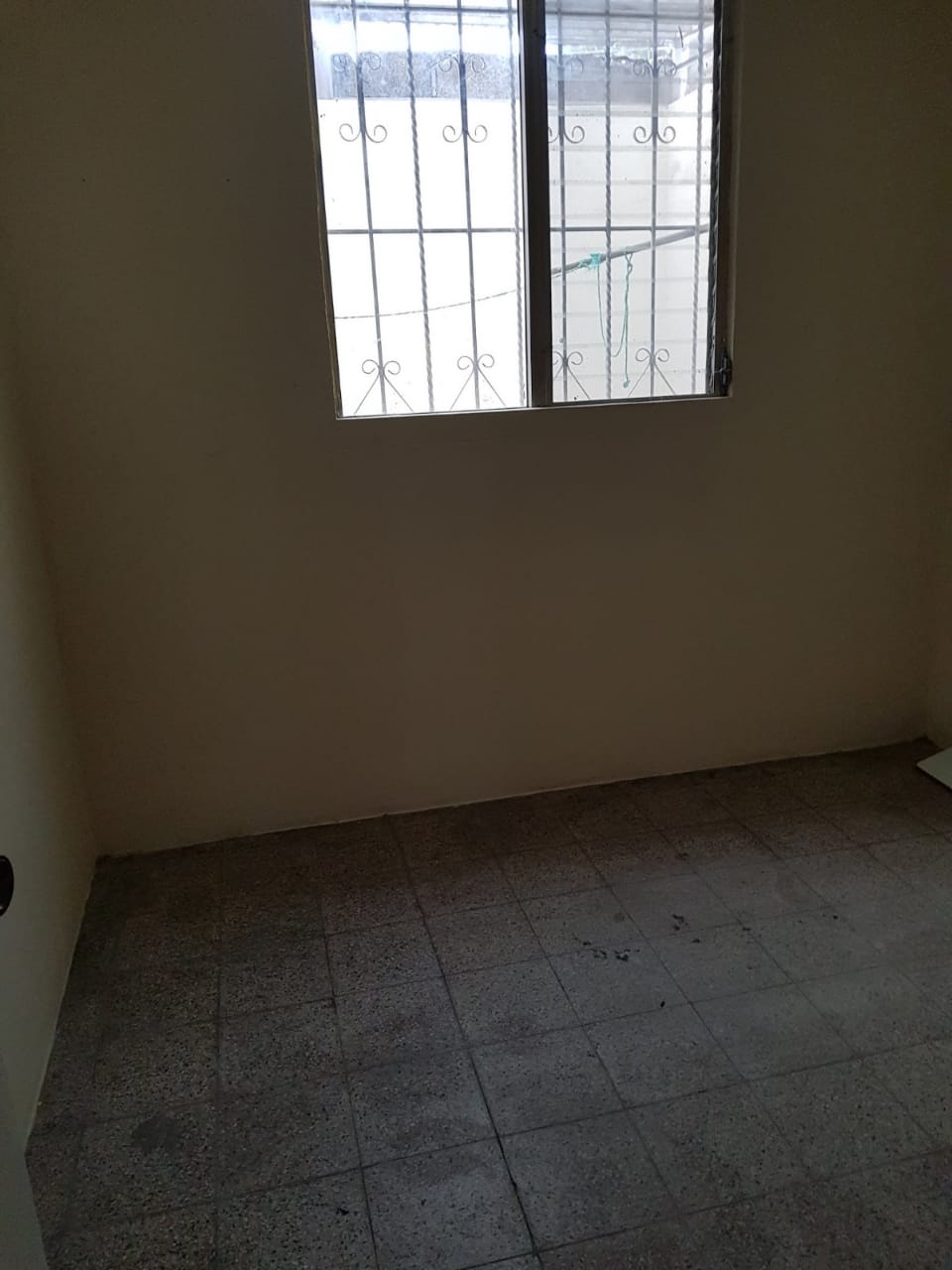 Venta de Casa o Casas, Terrenos, Propiedades, Apartamentos, Inmuebles en Guatemala, zona 11, zona 7, zona 2, zona 18, zona 16, Mixco, Carretera Al Salvador, Fraijanes, Santa Catarina Pinula, Antigua Guatemala, Villa Nueva, Villa Canales, San Miguel Petapa - Venta o Alquiler de Casas En Guatemala