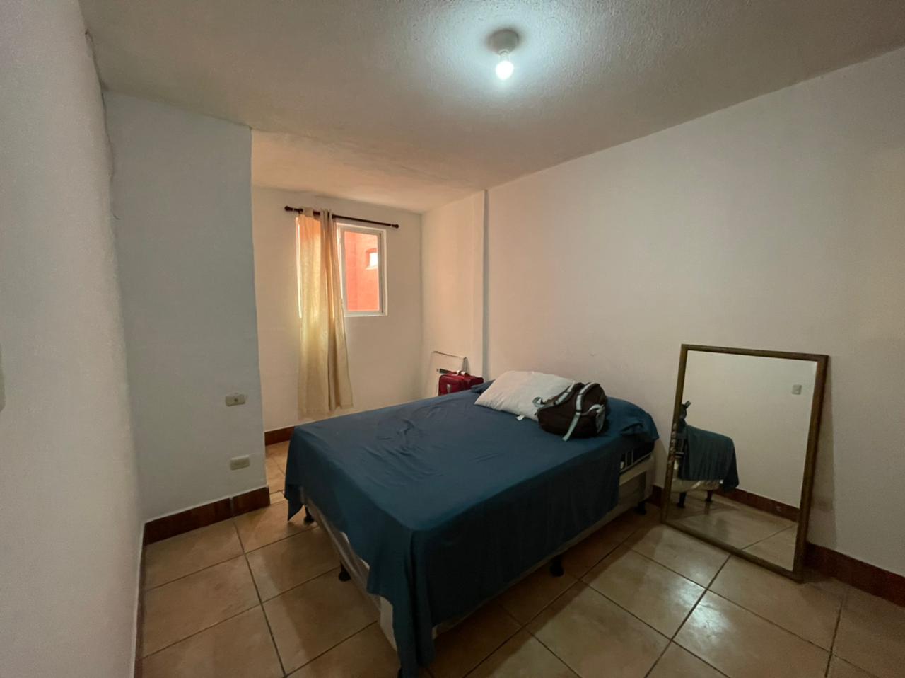 Venta de Casa o Casas, Terrenos, Propiedades, Apartamentos, Inmuebles en Guatemala, zona 11, zona 7, zona 2, zona 18, zona 16, Mixco, Carretera Al Salvador, Fraijanes, Santa Catarina Pinula, Antigua Guatemala, Villa Nueva, Villa Canales, San Miguel Petapa - Venta o Alquiler de Casas En Guatemala