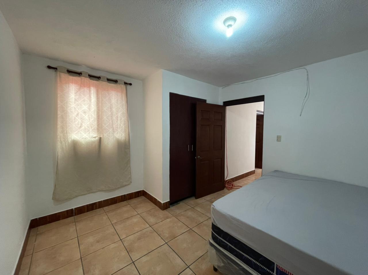 Venta de Casa o Casas, Terrenos, Propiedades, Apartamentos, Inmuebles en Guatemala, zona 11, zona 7, zona 2, zona 18, zona 16, Mixco, Carretera Al Salvador, Fraijanes, Santa Catarina Pinula, Antigua Guatemala, Villa Nueva, Villa Canales, San Miguel Petapa - Venta o Alquiler de Casas En Guatemala