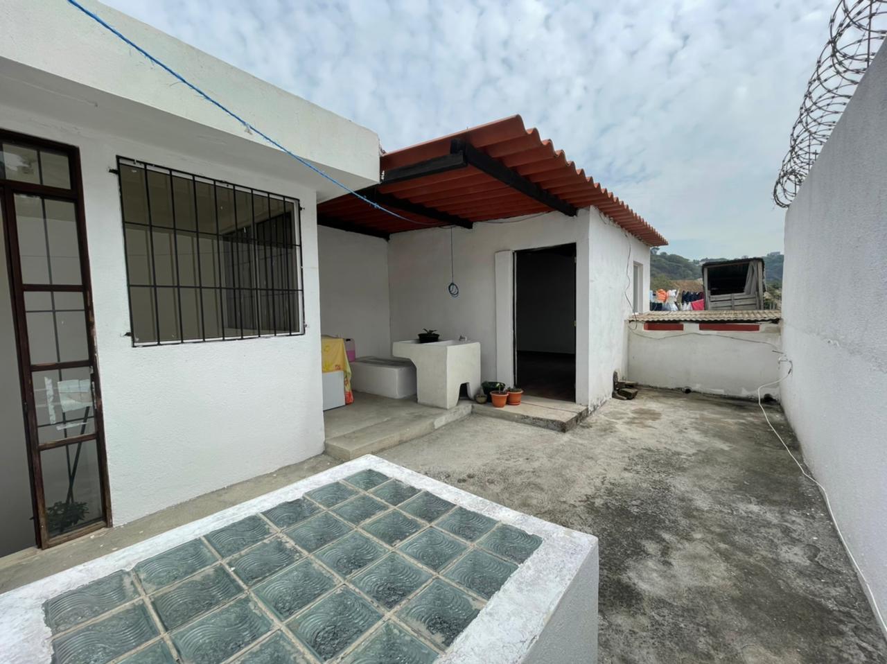 Venta de Casa o Casas, Terrenos, Propiedades, Apartamentos, Inmuebles en Guatemala, zona 11, zona 7, zona 2, zona 18, zona 16, Mixco, Carretera Al Salvador, Fraijanes, Santa Catarina Pinula, Antigua Guatemala, Villa Nueva, Villa Canales, San Miguel Petapa - Venta o Alquiler de Casas En Guatemala