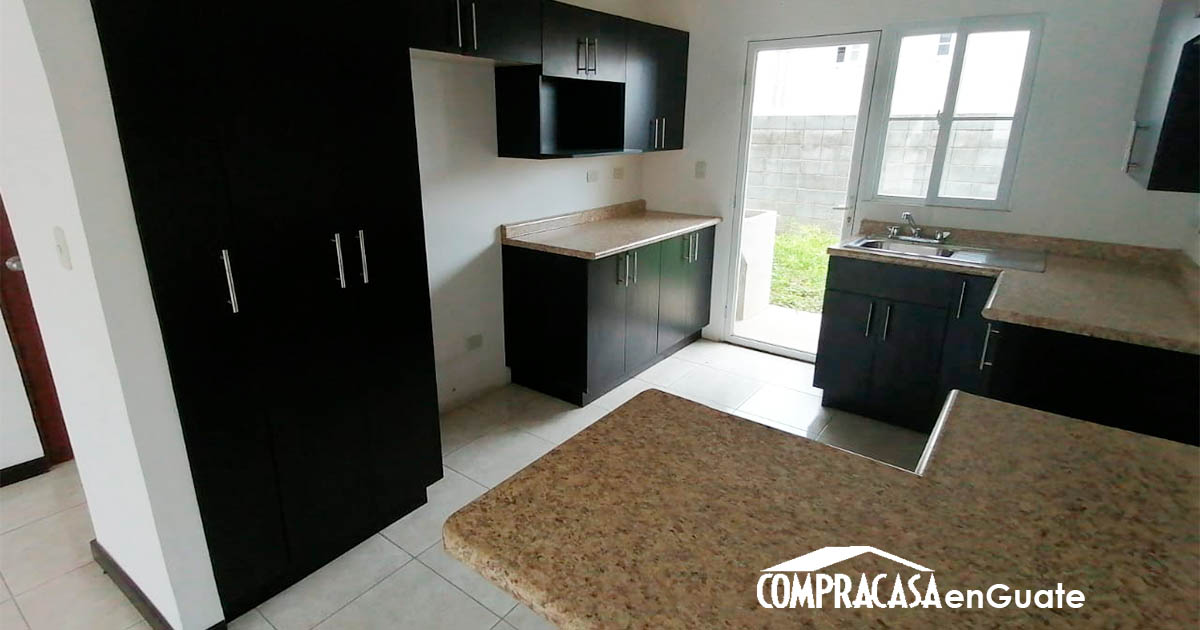 Venta de Casa o Casas, Terrenos, Propiedades, Apartamentos, Inmuebles en Guatemala, zona 11, zona 7, zona 2, zona 18, zona 16, Mixco, Carretera Al Salvador, Fraijanes, Santa Catarina Pinula, Antigua Guatemala, Villa Nueva, Villa Canales, San Miguel Petapa - Venta o Alquiler de Casas En Guatemala