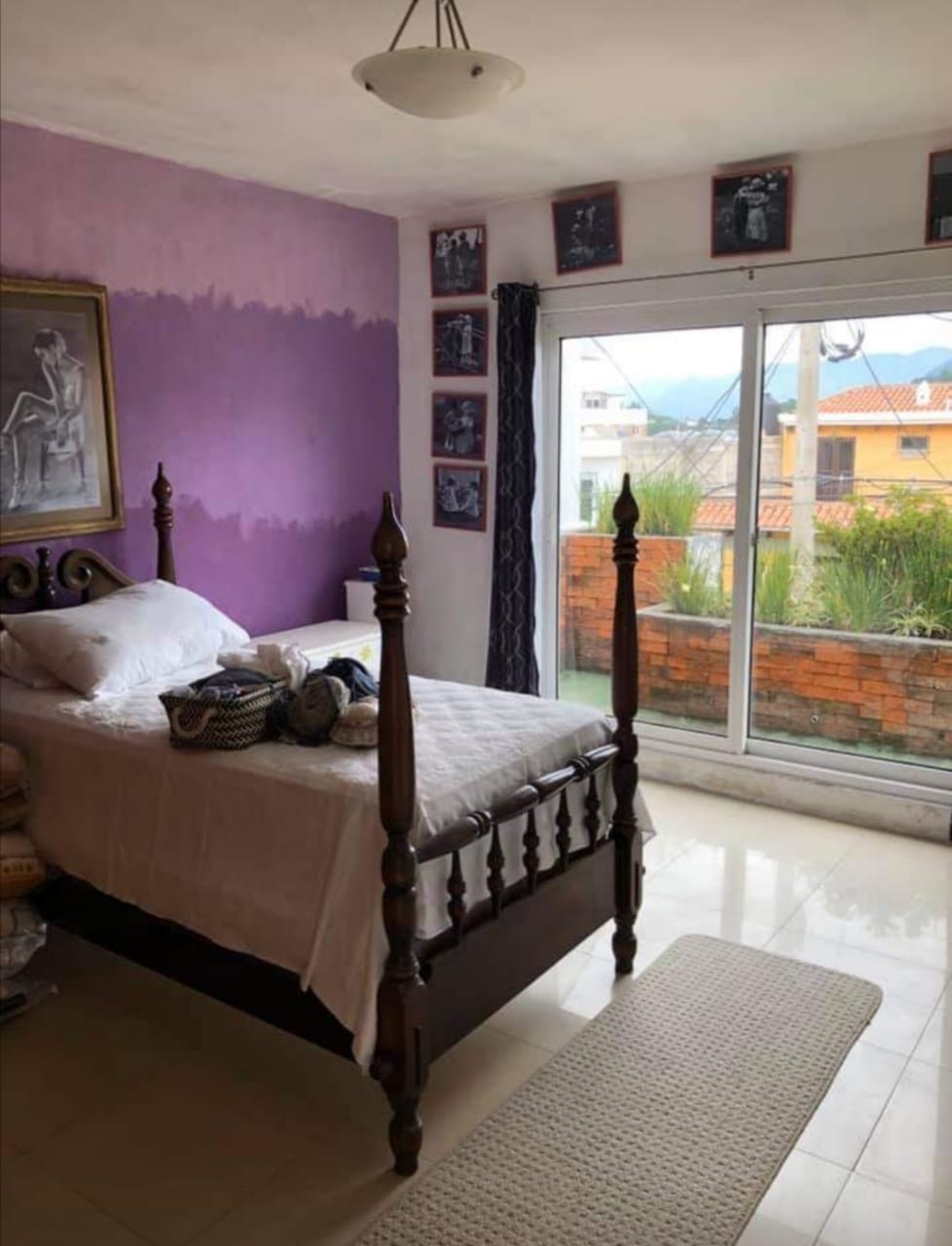 Venta de Casa o Casas, Terrenos, Propiedades, Apartamentos, Inmuebles en Guatemala, zona 11, zona 7, zona 2, zona 18, zona 16, Mixco, Carretera Al Salvador, Fraijanes, Santa Catarina Pinula, Antigua Guatemala, Villa Nueva, Villa Canales, San Miguel Petapa - Venta o Alquiler de Casas En Guatemala