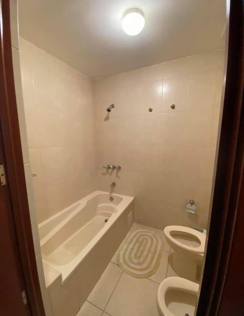 Venta de Casa o Casas, Terrenos, Propiedades, Apartamentos, Inmuebles en Guatemala, zona 11, zona 7, zona 2, zona 18, zona 16, Mixco, Carretera Al Salvador, Fraijanes, Santa Catarina Pinula, Antigua Guatemala, Villa Nueva, Villa Canales, San Miguel Petapa - Venta o Alquiler de Casas En Guatemala