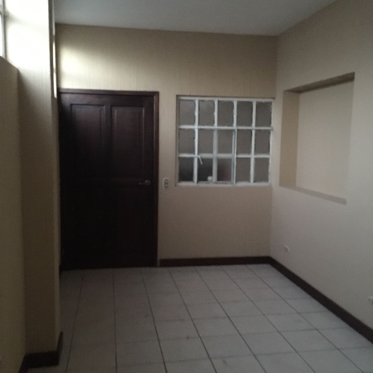 Venta de Casa o Casas, Terrenos, Propiedades, Apartamentos, Inmuebles en Guatemala, zona 11, zona 7, zona 2, zona 18, zona 16, Mixco, Carretera Al Salvador, Fraijanes, Santa Catarina Pinula, Antigua Guatemala, Villa Nueva, Villa Canales, San Miguel Petapa - Venta o Alquiler de Casas En Guatemala