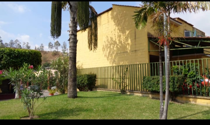 Venta de Casa o Casas, Terrenos, Propiedades, Apartamentos, Inmuebles en Guatemala, zona 11, zona 7, zona 2, zona 18, zona 16, Mixco, Carretera Al Salvador, Fraijanes, Santa Catarina Pinula, Antigua Guatemala, Villa Nueva, Villa Canales, San Miguel Petapa - Venta o Alquiler de Casas En Guatemala