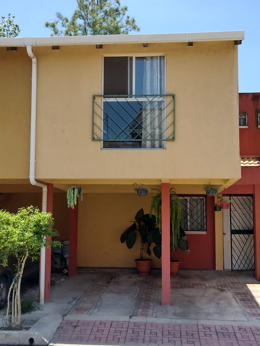 Venta de Casa o Casas, Terrenos, Propiedades, Apartamentos, Inmuebles en Guatemala, zona 11, zona 7, zona 2, zona 18, zona 16, Mixco, Carretera Al Salvador, Fraijanes, Santa Catarina Pinula, Antigua Guatemala, Villa Nueva, Villa Canales, San Miguel Petapa - Venta o Alquiler de Casas En Guatemala