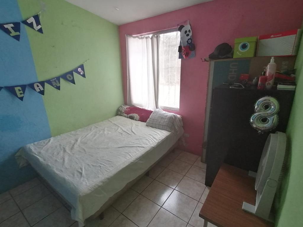 Venta de Casa o Casas, Terrenos, Propiedades, Apartamentos, Inmuebles en Guatemala, zona 11, zona 7, zona 2, zona 18, zona 16, Mixco, Carretera Al Salvador, Fraijanes, Santa Catarina Pinula, Antigua Guatemala, Villa Nueva, Villa Canales, San Miguel Petapa - Venta o Alquiler de Casas En Guatemala