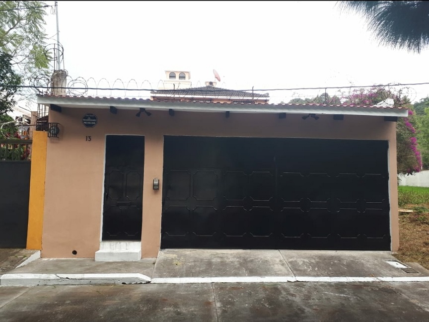 Venta de Casa o Casas, Terrenos, Propiedades, Apartamentos, Inmuebles en Guatemala, zona 11, zona 7, zona 2, zona 18, zona 16, Mixco, Carretera Al Salvador, Fraijanes, Santa Catarina Pinula, Antigua Guatemala, Villa Nueva, Villa Canales, San Miguel Petapa - Venta o Alquiler de Casas En Guatemala