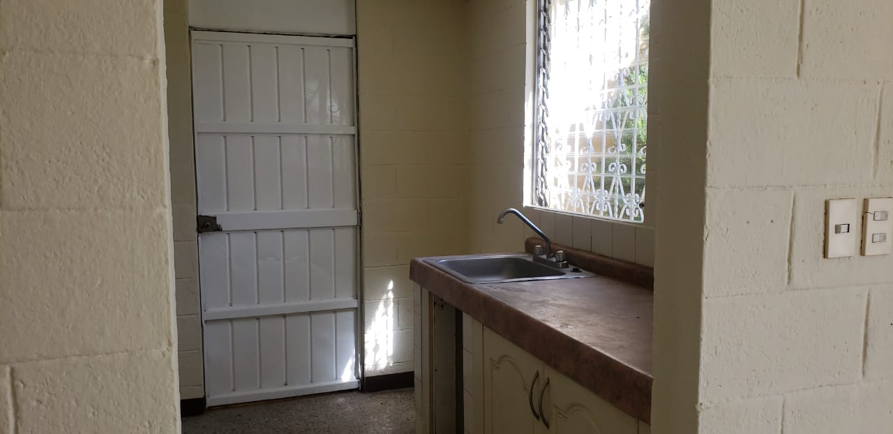 Venta de Casa o Casas, Terrenos, Propiedades, Apartamentos, Inmuebles en Guatemala, zona 11, zona 7, zona 2, zona 18, zona 16, Mixco, Carretera Al Salvador, Fraijanes, Santa Catarina Pinula, Antigua Guatemala, Villa Nueva, Villa Canales, San Miguel Petapa - Venta o Alquiler de Casas En Guatemala