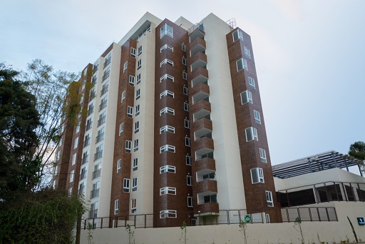Venta de Casa o Casas, Terrenos, Propiedades, Apartamentos, Inmuebles en Guatemala, zona 11, zona 7, zona 2, zona 18, zona 16, Mixco, Carretera Al Salvador, Fraijanes, Santa Catarina Pinula, Antigua Guatemala, Villa Nueva, Villa Canales, San Miguel Petapa - Venta o Alquiler de Casas En Guatemala