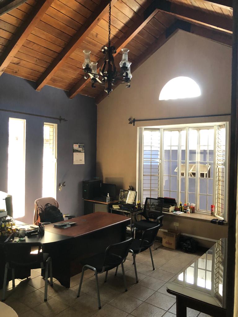 Venta de Casa o Casas, Terrenos, Propiedades, Apartamentos, Inmuebles en Guatemala, zona 11, zona 7, zona 2, zona 18, zona 16, Mixco, Carretera Al Salvador, Fraijanes, Santa Catarina Pinula, Antigua Guatemala, Villa Nueva, Villa Canales, San Miguel Petapa - Venta o Alquiler de Casas En Guatemala