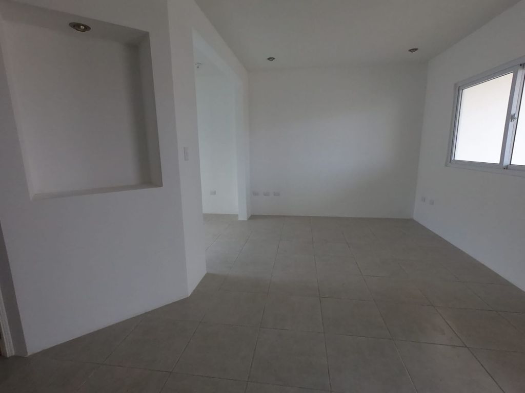 Venta de Casa o Casas, Terrenos, Propiedades, Apartamentos, Inmuebles en Guatemala, zona 11, zona 7, zona 2, zona 18, zona 16, Mixco, Carretera Al Salvador, Fraijanes, Santa Catarina Pinula, Antigua Guatemala, Villa Nueva, Villa Canales, San Miguel Petapa - Venta o Alquiler de Casas En Guatemala