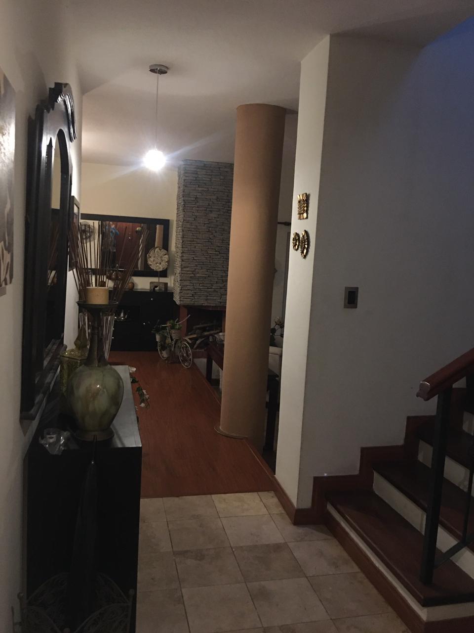 Venta de Casa o Casas, Terrenos, Propiedades, Apartamentos, Inmuebles en Guatemala, zona 11, zona 7, zona 2, zona 18, zona 16, Mixco, Carretera Al Salvador, Fraijanes, Santa Catarina Pinula, Antigua Guatemala, Villa Nueva, Villa Canales, San Miguel Petapa - Venta o Alquiler de Casas En Guatemala